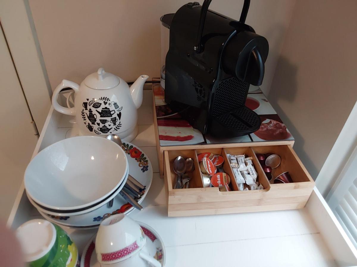 Hotel Golden Dragon Dessel Kültér fotó