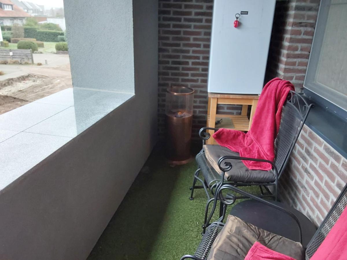 Hotel Golden Dragon Dessel Kültér fotó
